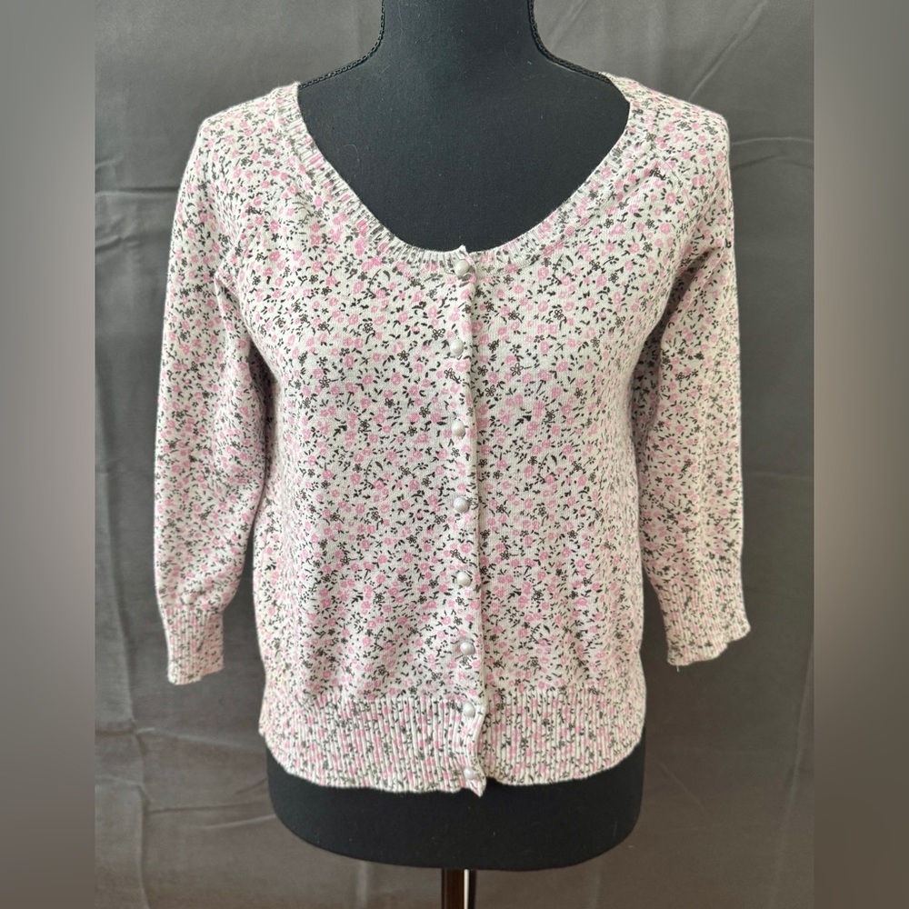 WET SEAL- Floral Pink Women's Sweater